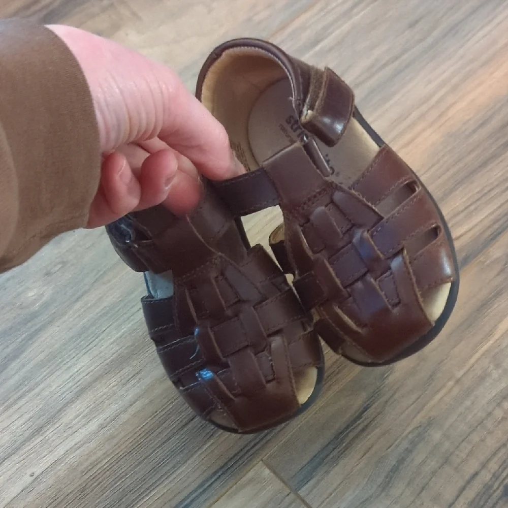 Stride Rite Dark Brown Woven Leather Fisherman Sandals for Kids - Picture 8 of 8